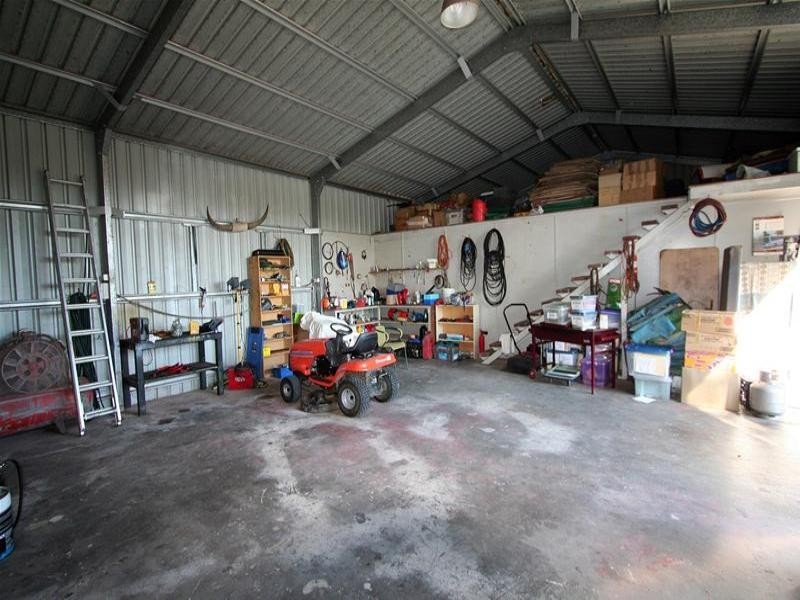 136 Castle Hill Drive, Gaven QLD 4211