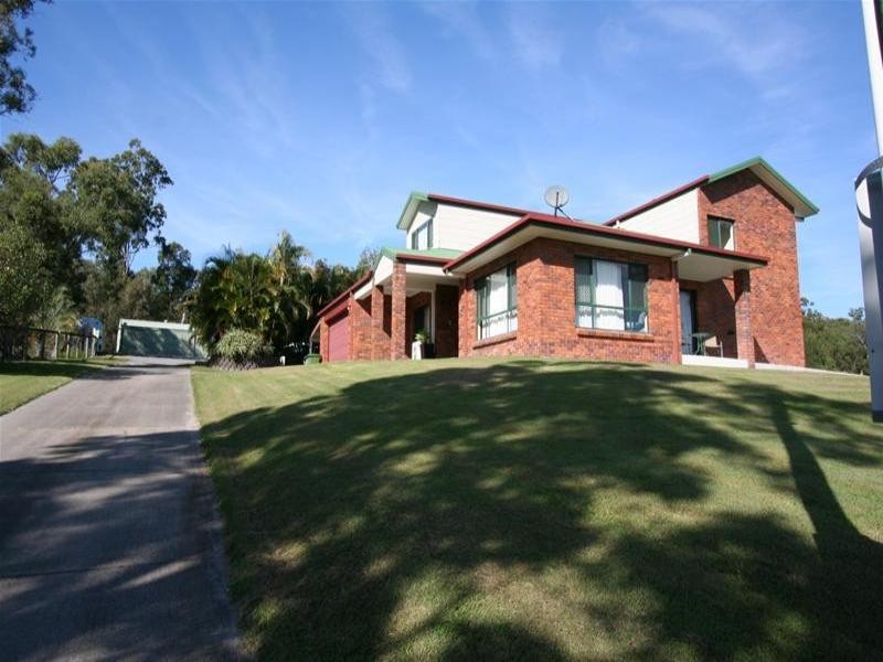 136 Castle Hill Drive, Gaven QLD 4211