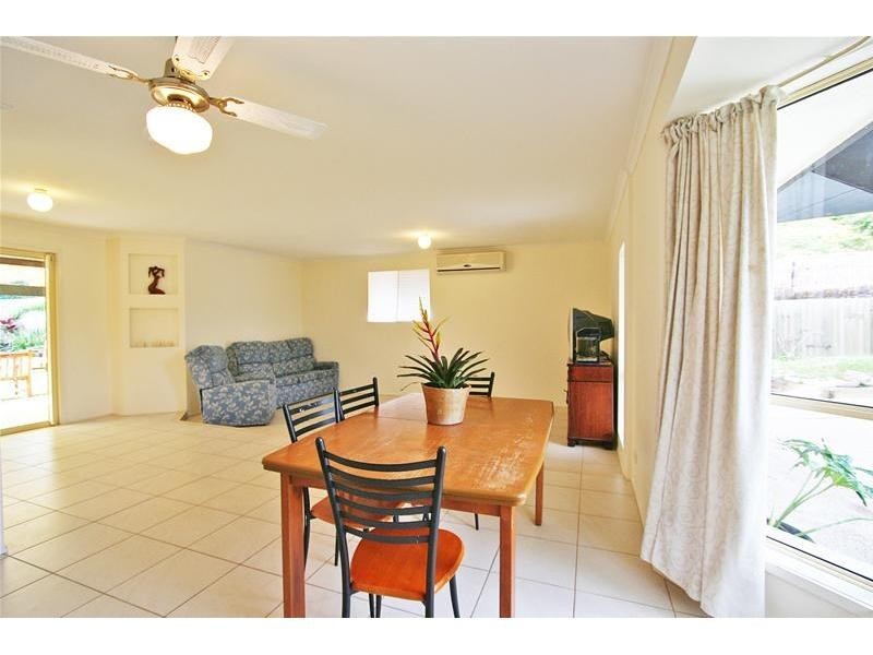 11 Ealing Court, Nerang QLD 4211