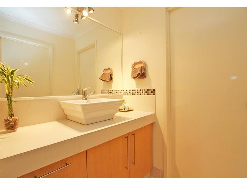 11 Ealing Court, Nerang QLD 4211