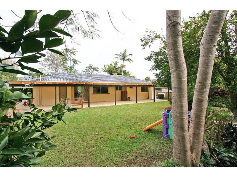 11 Ealing Court, Nerang QLD 4211