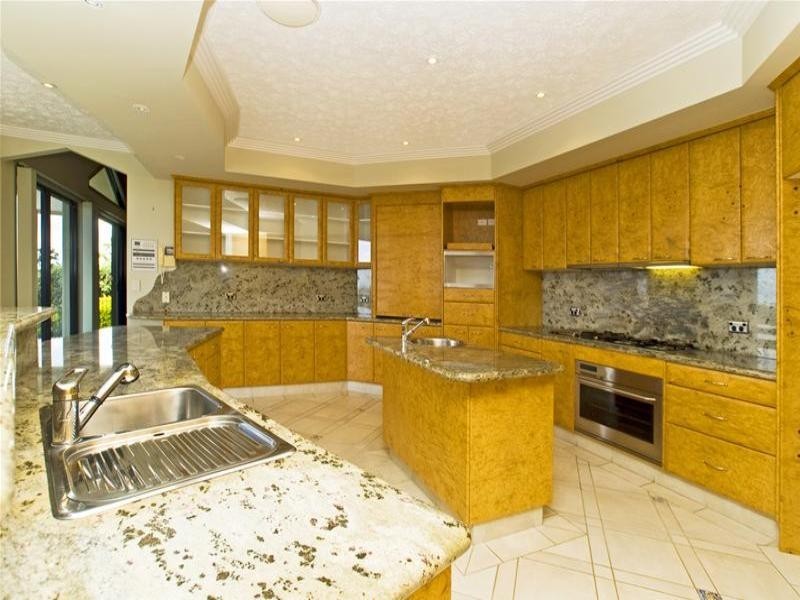 245 San Fernando Drive, Worongary QLD 4213