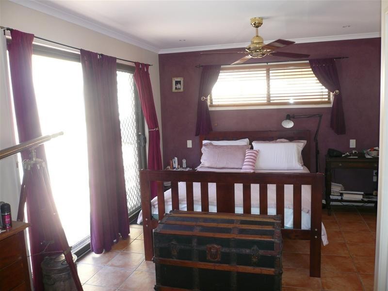 1 Ivy Street, Carrara QLD 4211