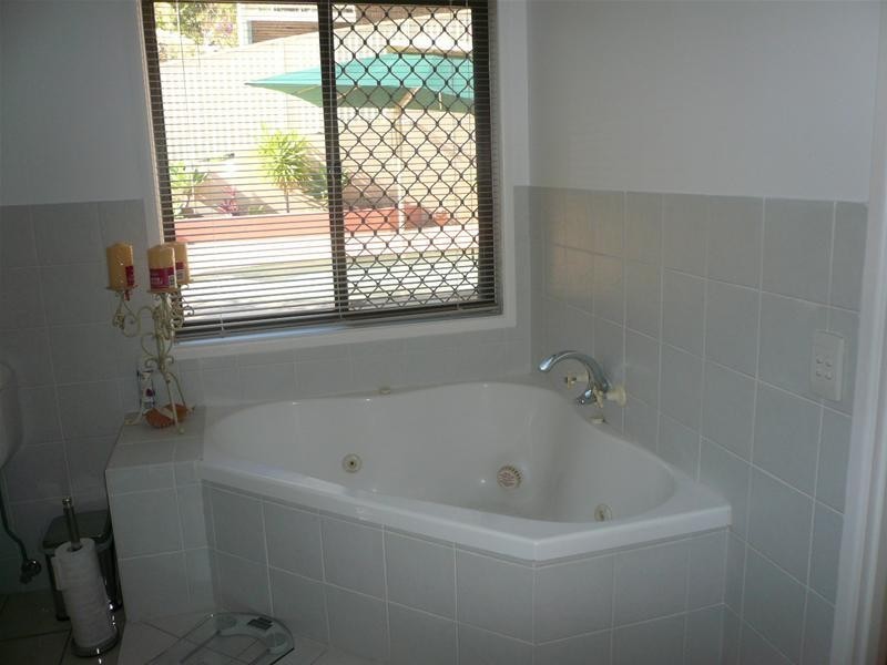 1 Ivy Street, Carrara QLD 4211