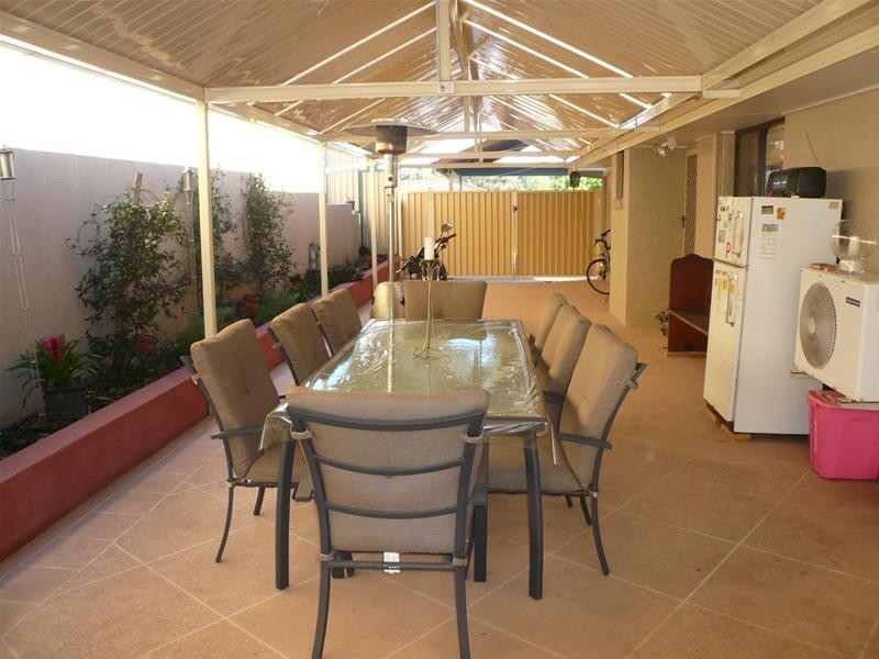 1 Ivy Street, Carrara QLD 4211