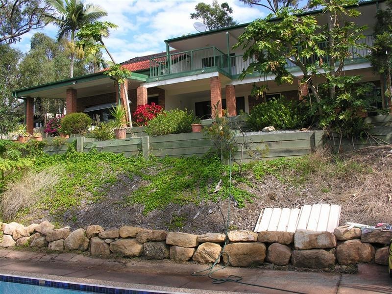 66 Castle Hill Drive, Gaven QLD 4211