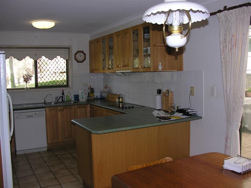 66 Castle Hill Drive, Gaven QLD 4211