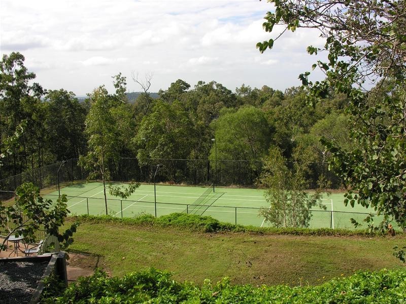 66 Castle Hill Drive, Gaven QLD 4211