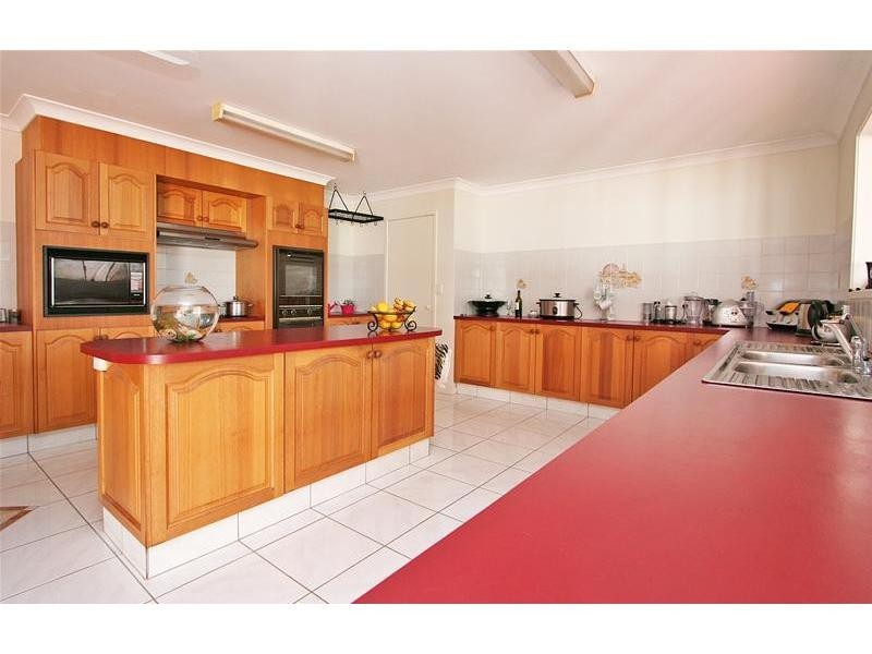 5 Foxtail Court, Tallai QLD 4213
