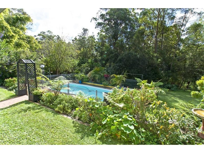 7 Rising Fast Road, Mudgeeraba QLD 4213