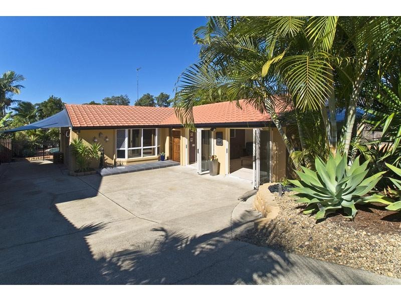 7 Marlborough Court, Ashmore QLD 4214