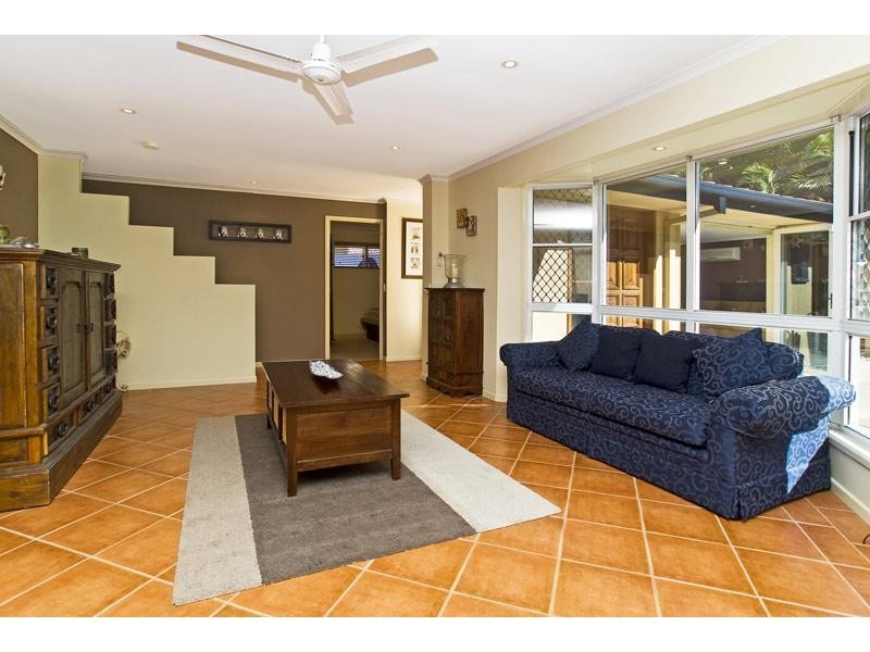 7 Marlborough Court, Ashmore QLD 4214