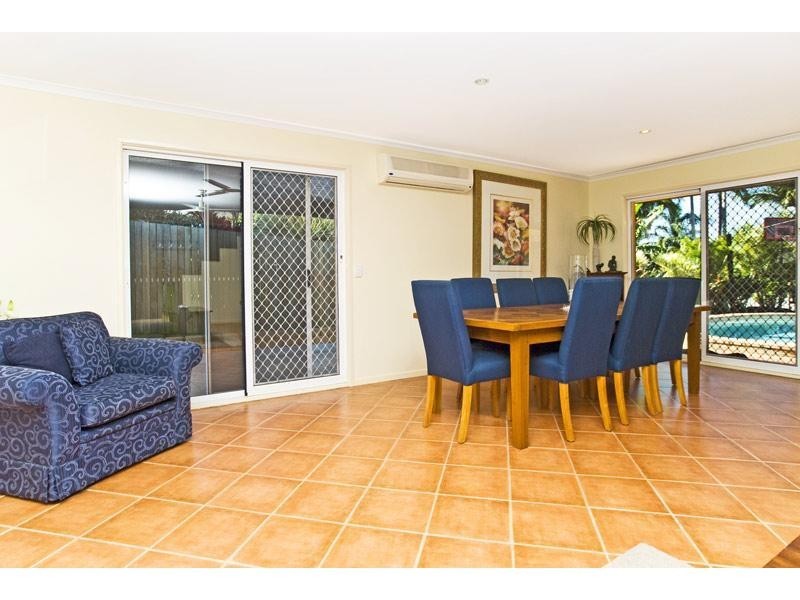 7 Marlborough Court, Ashmore QLD 4214