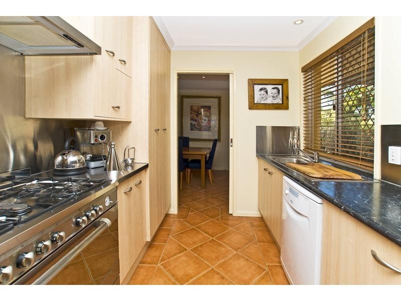 7 Marlborough Court, Ashmore QLD 4214