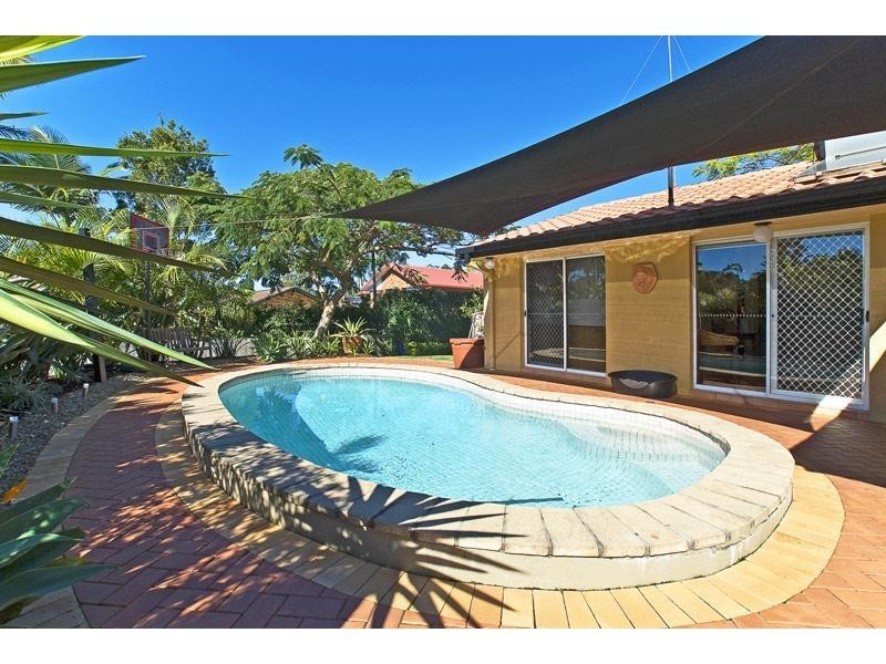 7 Marlborough Court, Ashmore QLD 4214