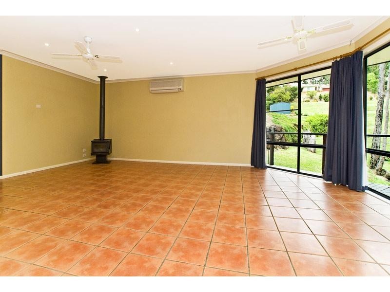 73 Trentbridge Court, Mount Nathan QLD 4211