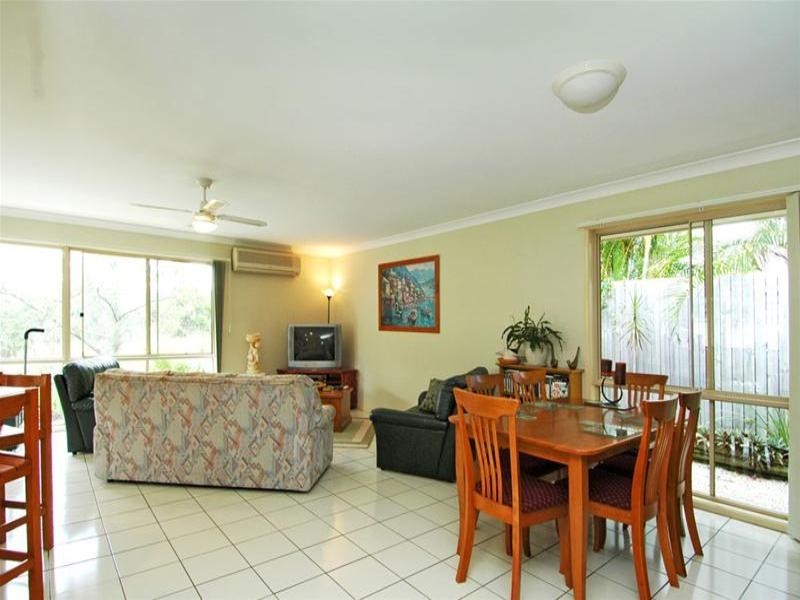 70 Nerang River Drive, Nerang QLD 4211