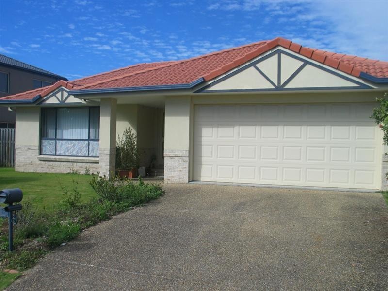 12 Princeton Street, Oxenford QLD 4210