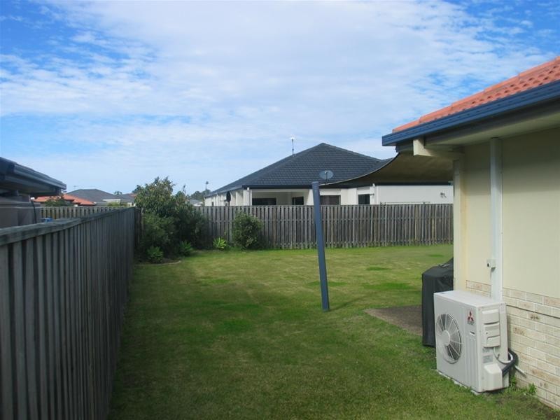 12 Princeton Street, Oxenford QLD 4210