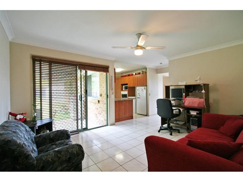 25 Glengarry Close, Highland Park QLD 4211