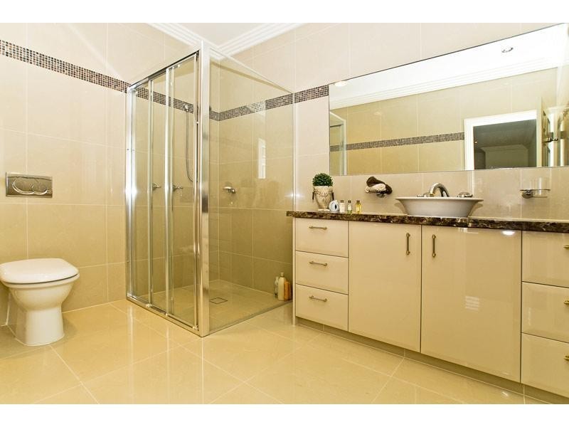 81 Lawnhill Drive, Nerang QLD 4211