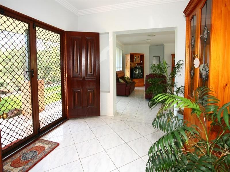 93 Crane Crescent, Nerang QLD 4211