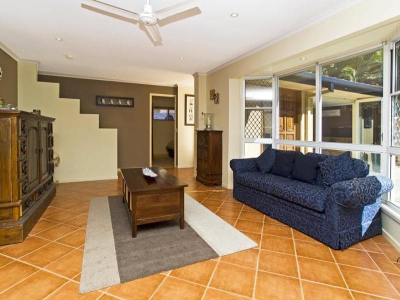 7 Marlborough Court, Ashmore QLD 4214
