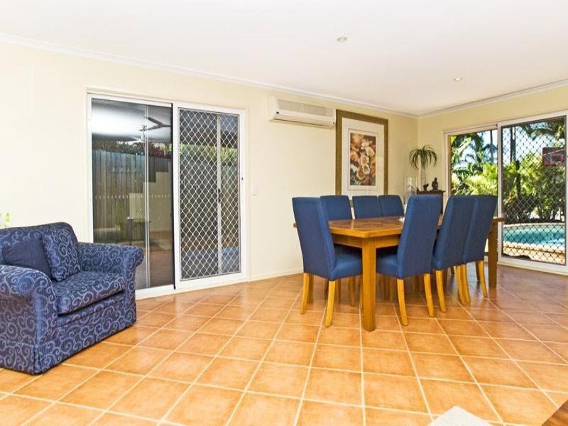 7 Marlborough Court, Ashmore QLD 4214