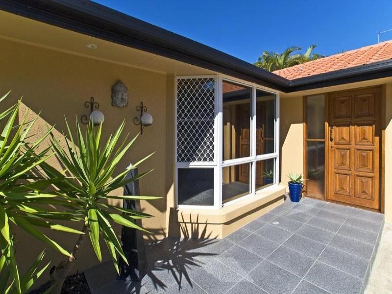 7 Marlborough Court, Ashmore QLD 4214