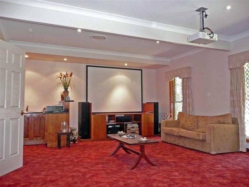 20 Warrego Way, Helensvale QLD 4212