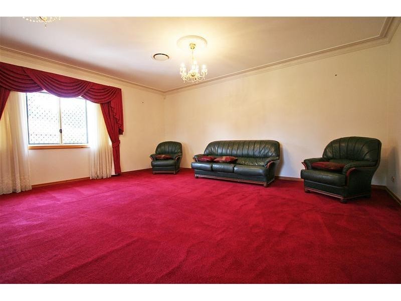 20 Warrego Way, Helensvale QLD 4212