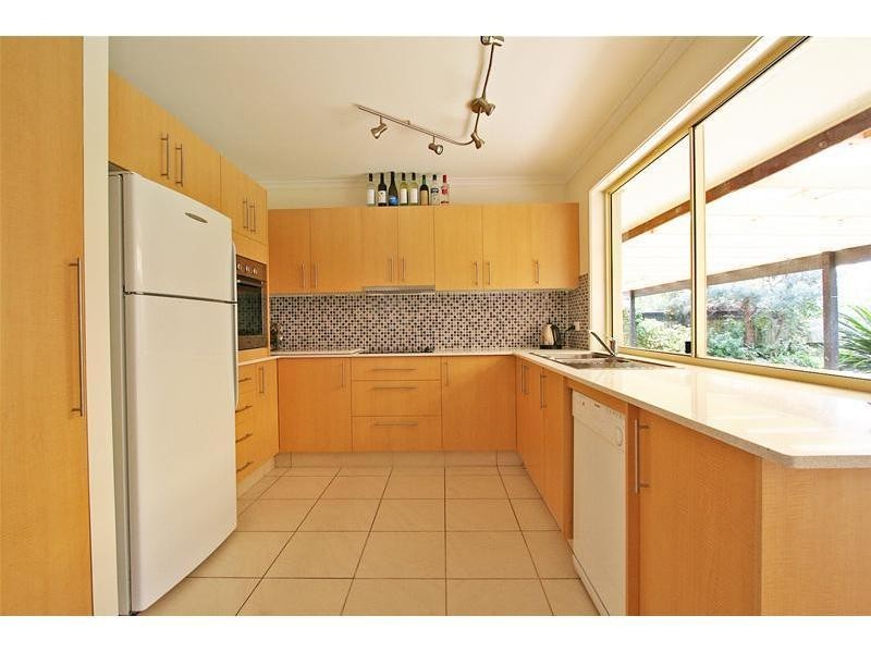 11 Ealing Court, Nerang QLD 4211