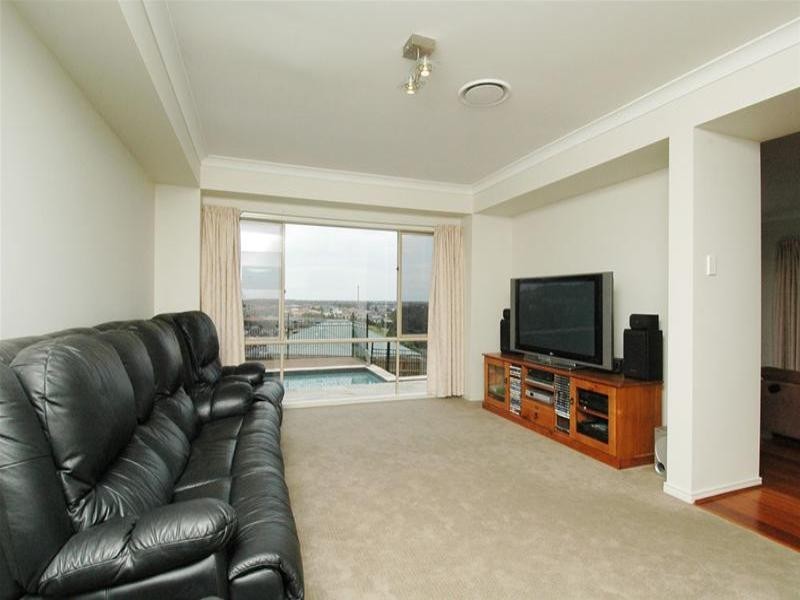 17 Denise Drive, Upper Coomera QLD 4209