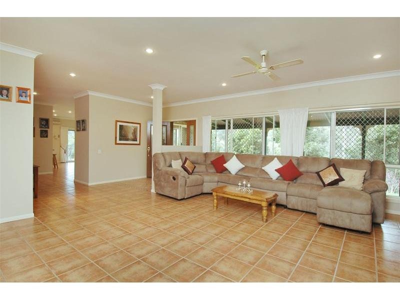 14 Newlands Court, Mount Nathan QLD 4211