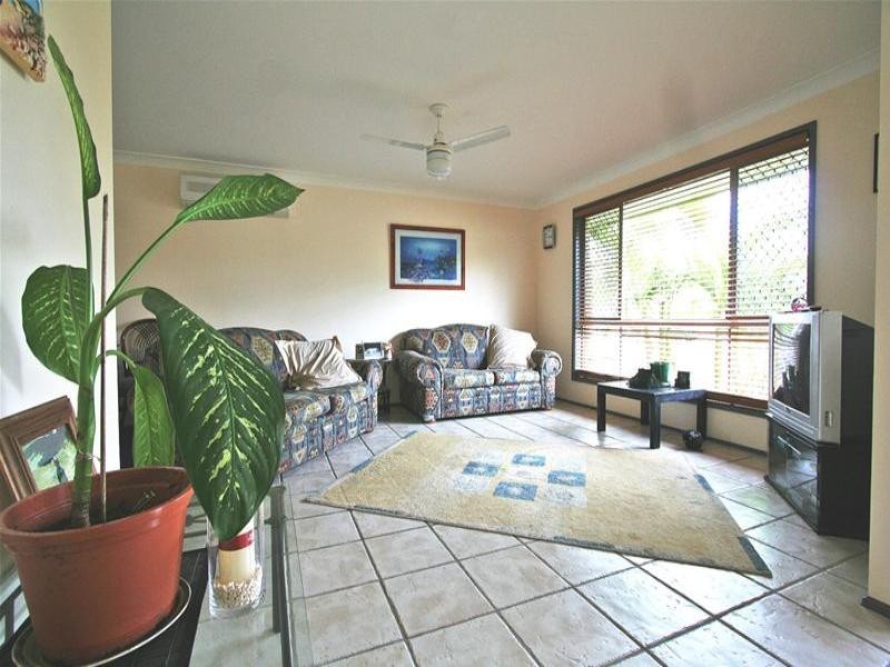 17 Kerrabee Street, Nerang QLD 4211