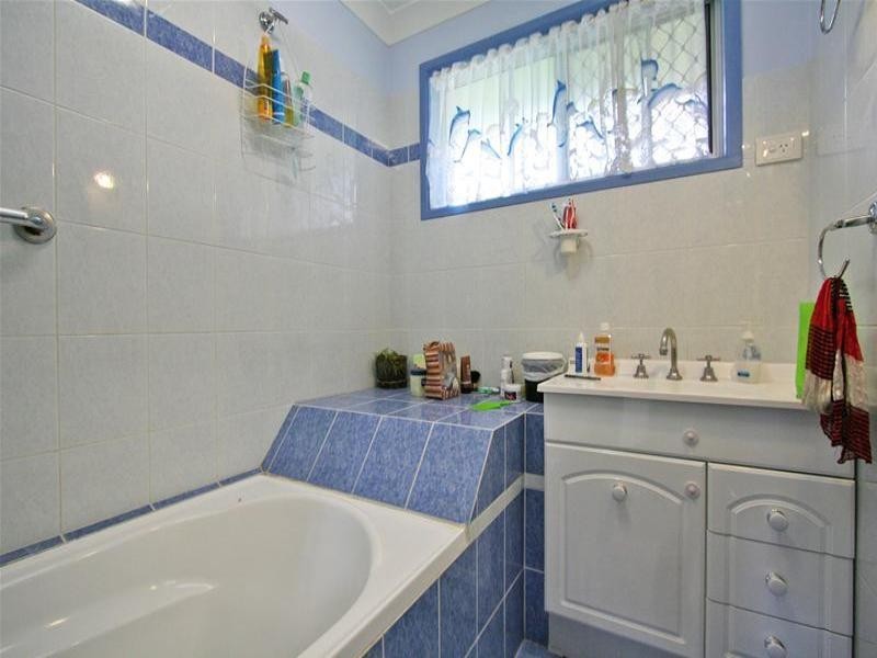 17 Kerrabee Street, Nerang QLD 4211