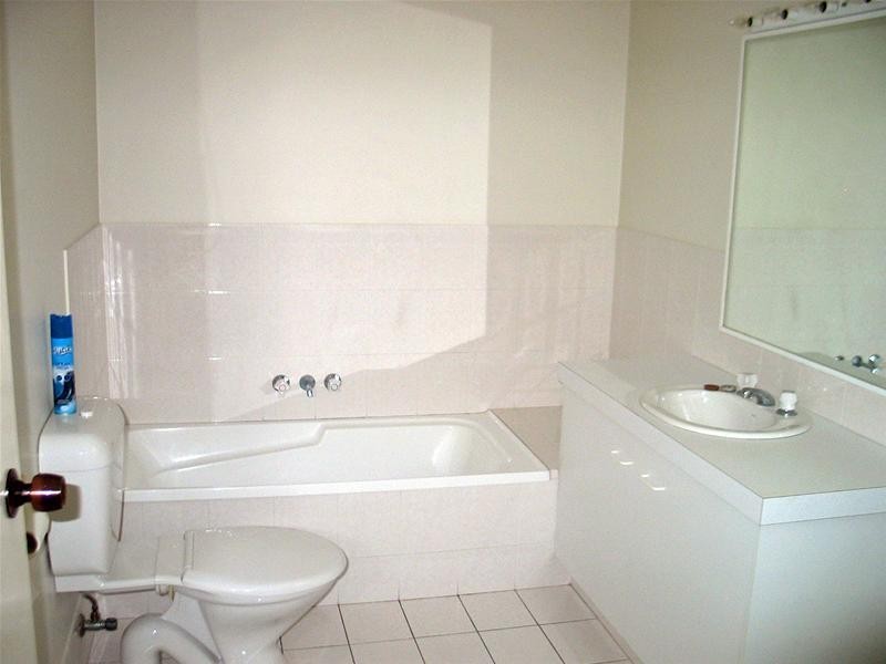 5/107 Cayuga Road, Highland Park QLD 4211