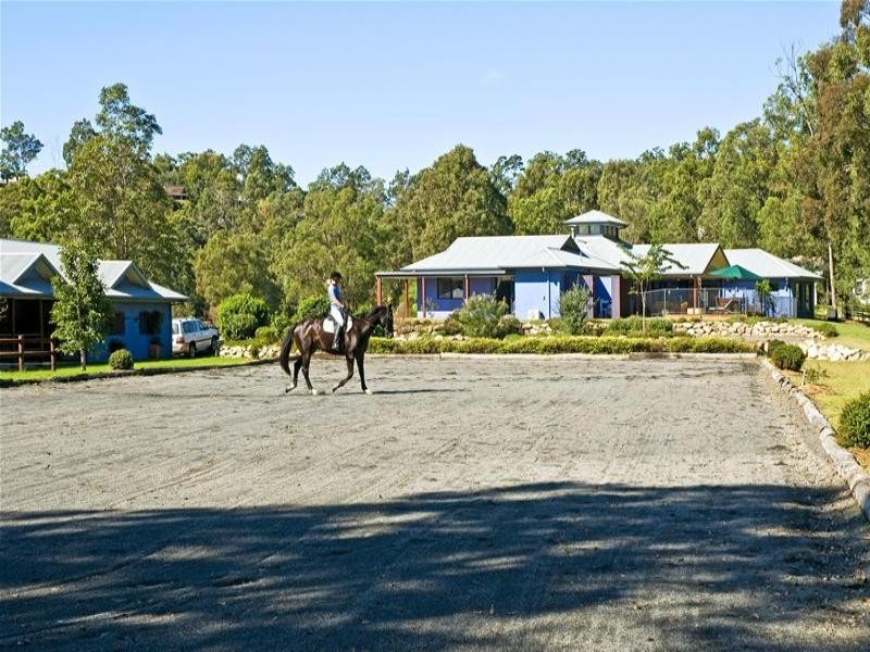 63 Bonogin Road, Mudgeeraba QLD 4213