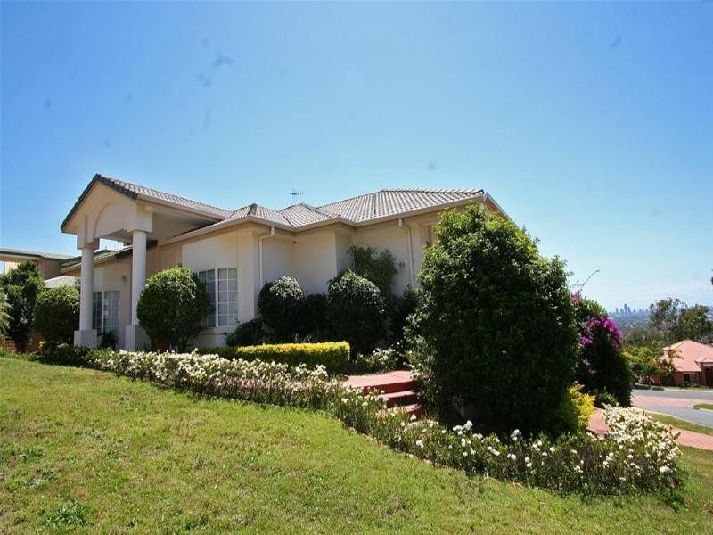 1 Galleria Court, Highland Park QLD 4211