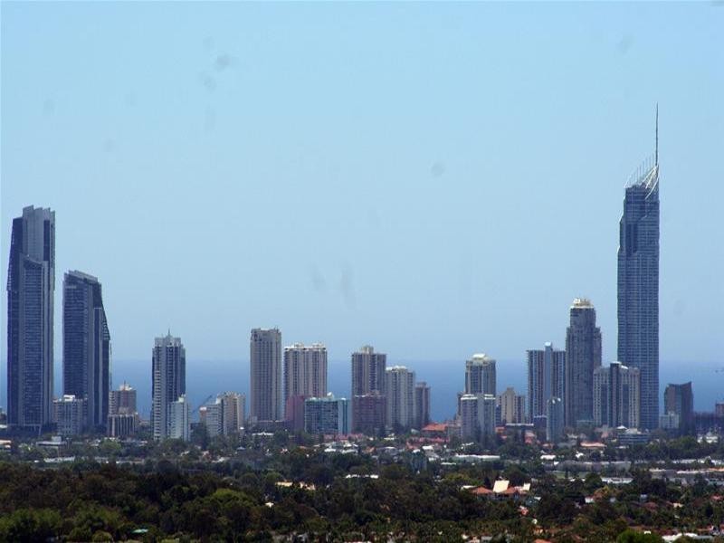 1 Galleria Court, Highland Park QLD 4211