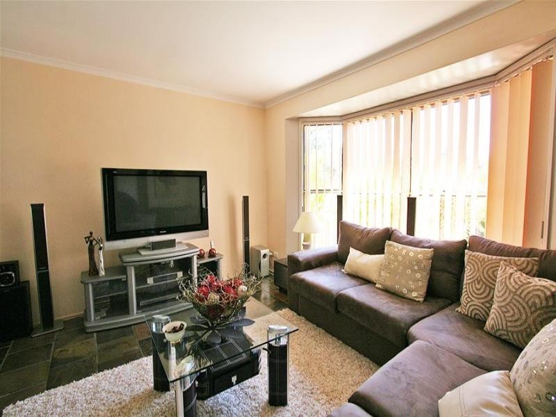 12 Quartz Place, Carrara QLD 4211