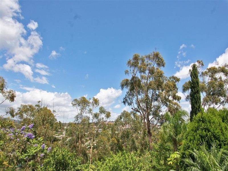 51 Quigan Terrace, Highland Park QLD 4211