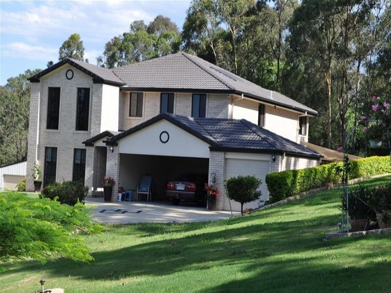5 Burley Griffin Drive, Maudsland QLD 4210