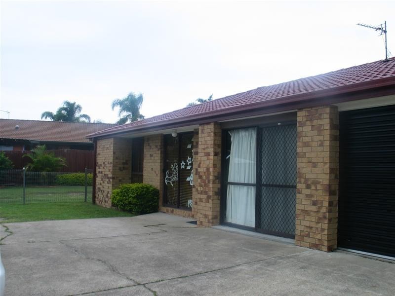 2/47 Alexander Drive, Highland Park QLD 4211