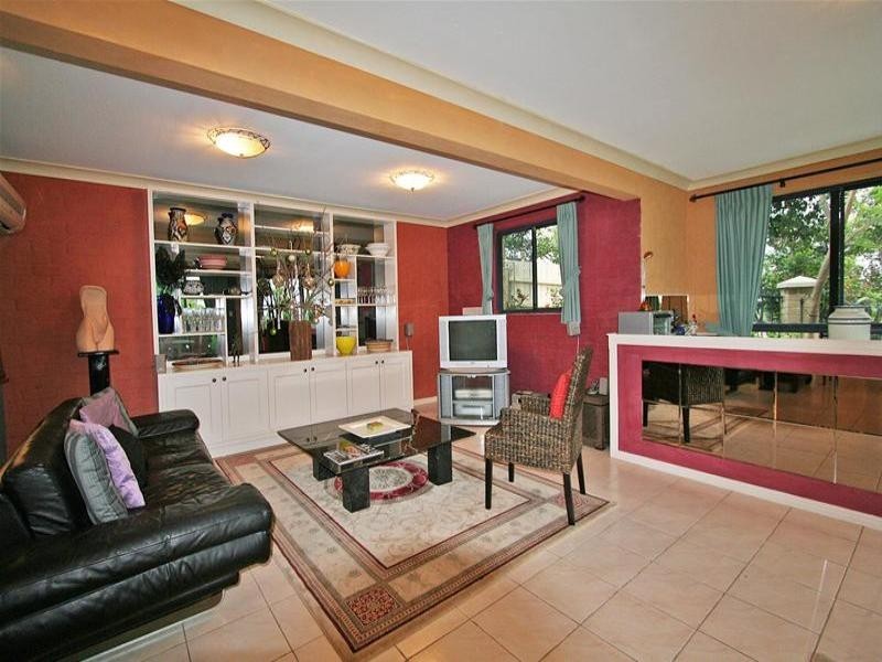 55 Armstrong Way, Highland Park QLD 4211