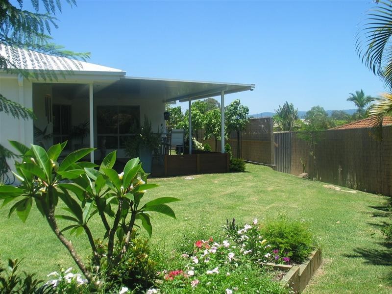 4 Hallmark Court, Ashmore QLD 4214