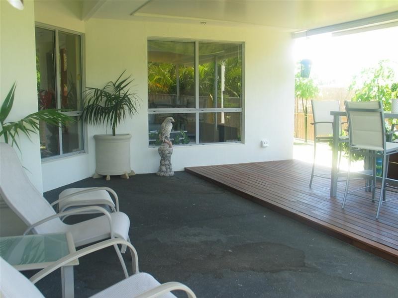 4 Hallmark Court, Ashmore QLD 4214