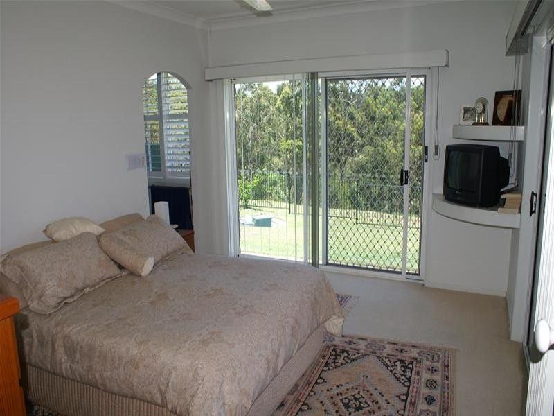 33 Grosvenor Court, Mudgeeraba QLD 4213