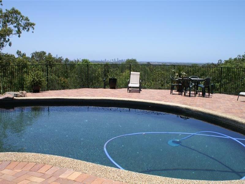 33 Grosvenor Court, Mudgeeraba QLD 4213