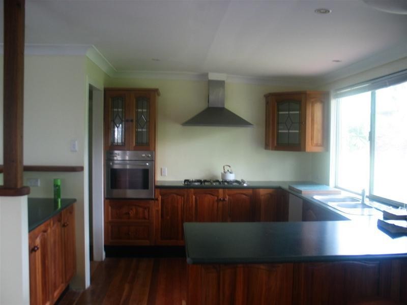 16 Elimbah Court, Lower Beechmont QLD 4211